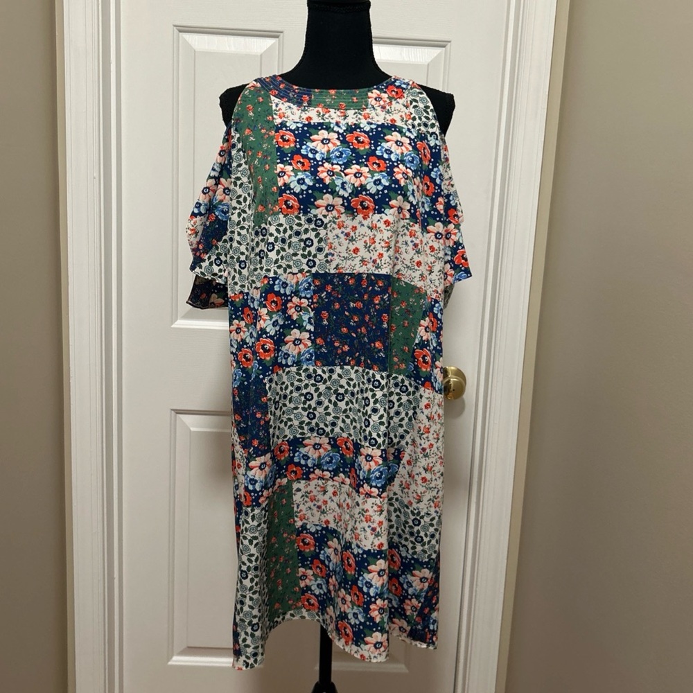 Charming Charlie Navy, Green, Coral & Cream Cold Shoulder Patchwork Dress